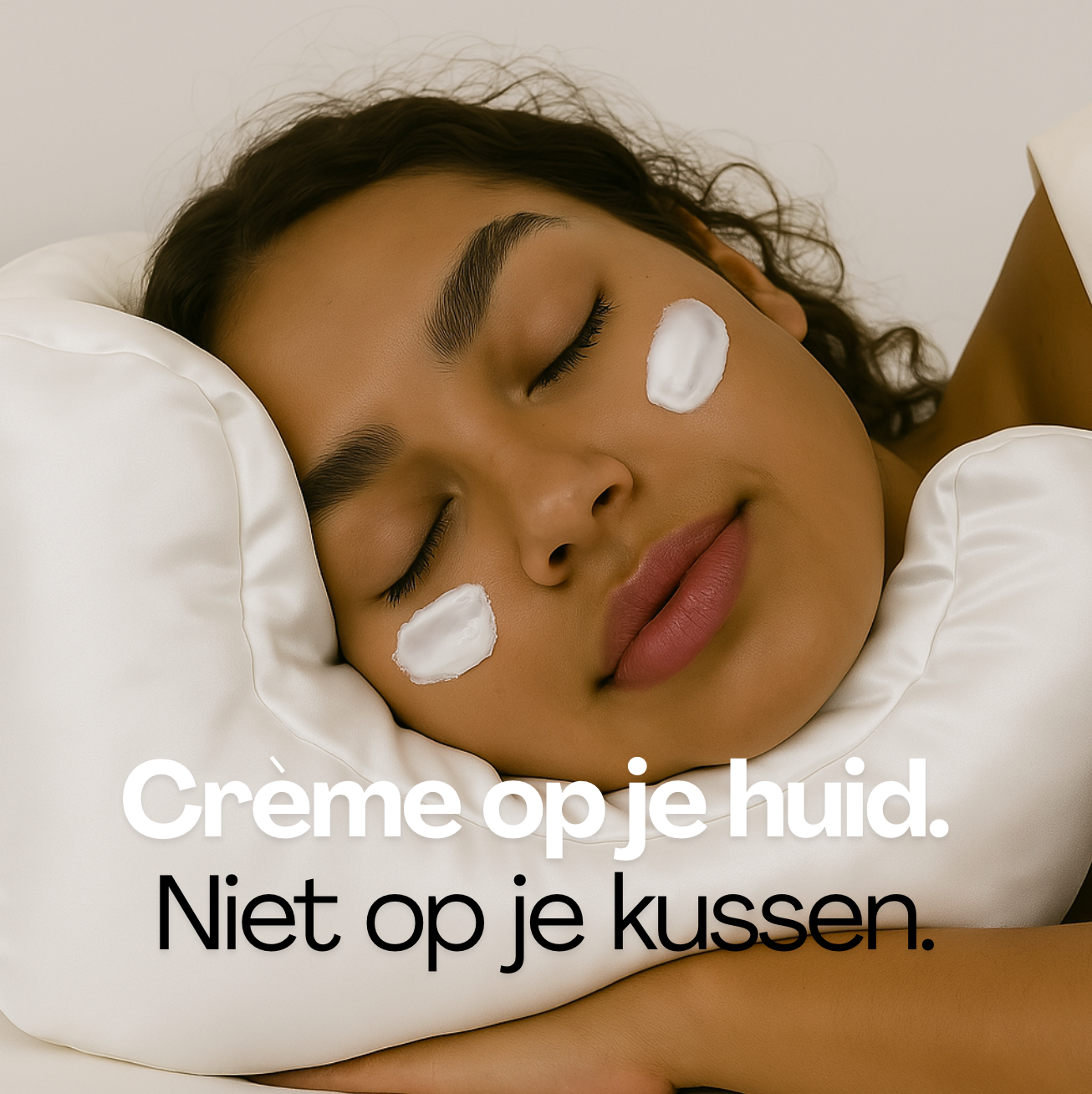 Beauty Face Pillow + Satijnen Kussensloop